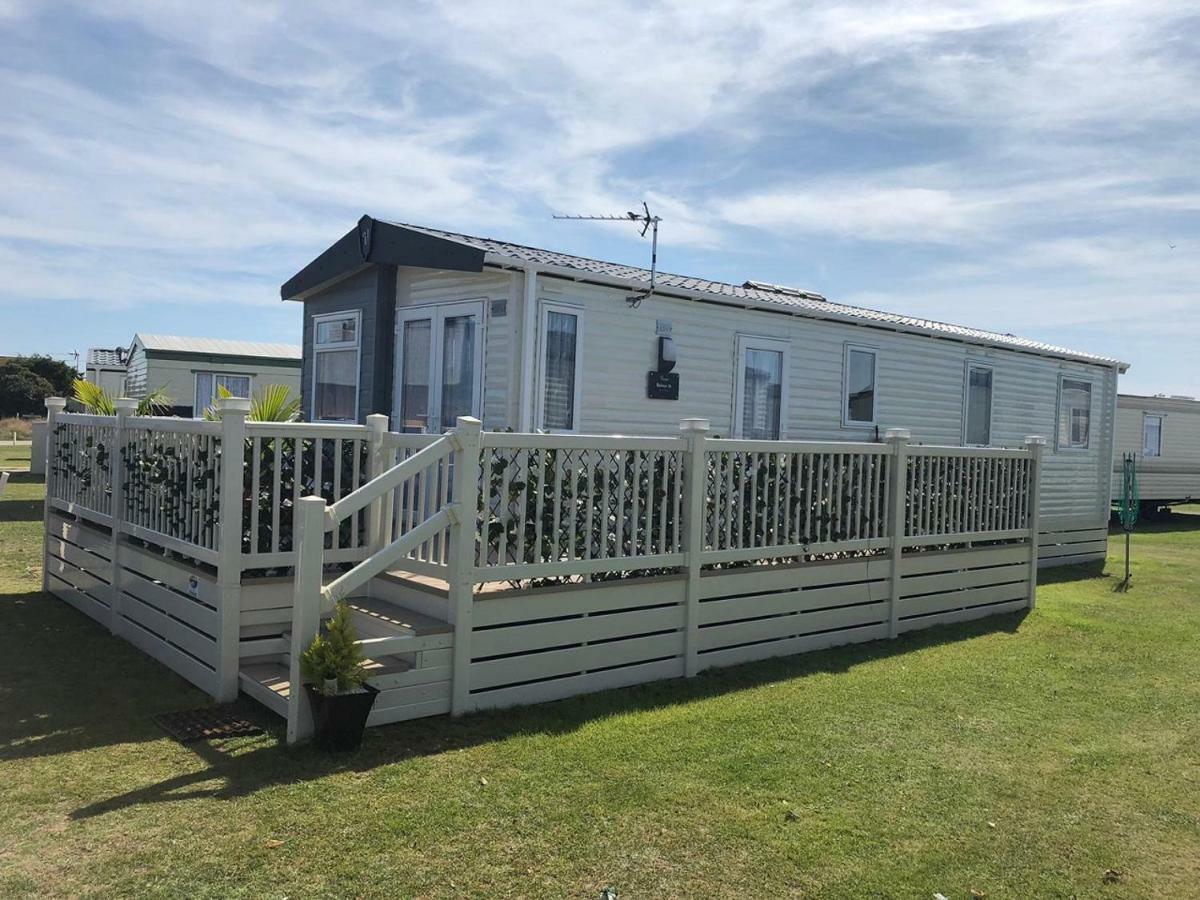 Spacious Holiday Home - Romney Sands Littlestone-on-Sea Exterior foto